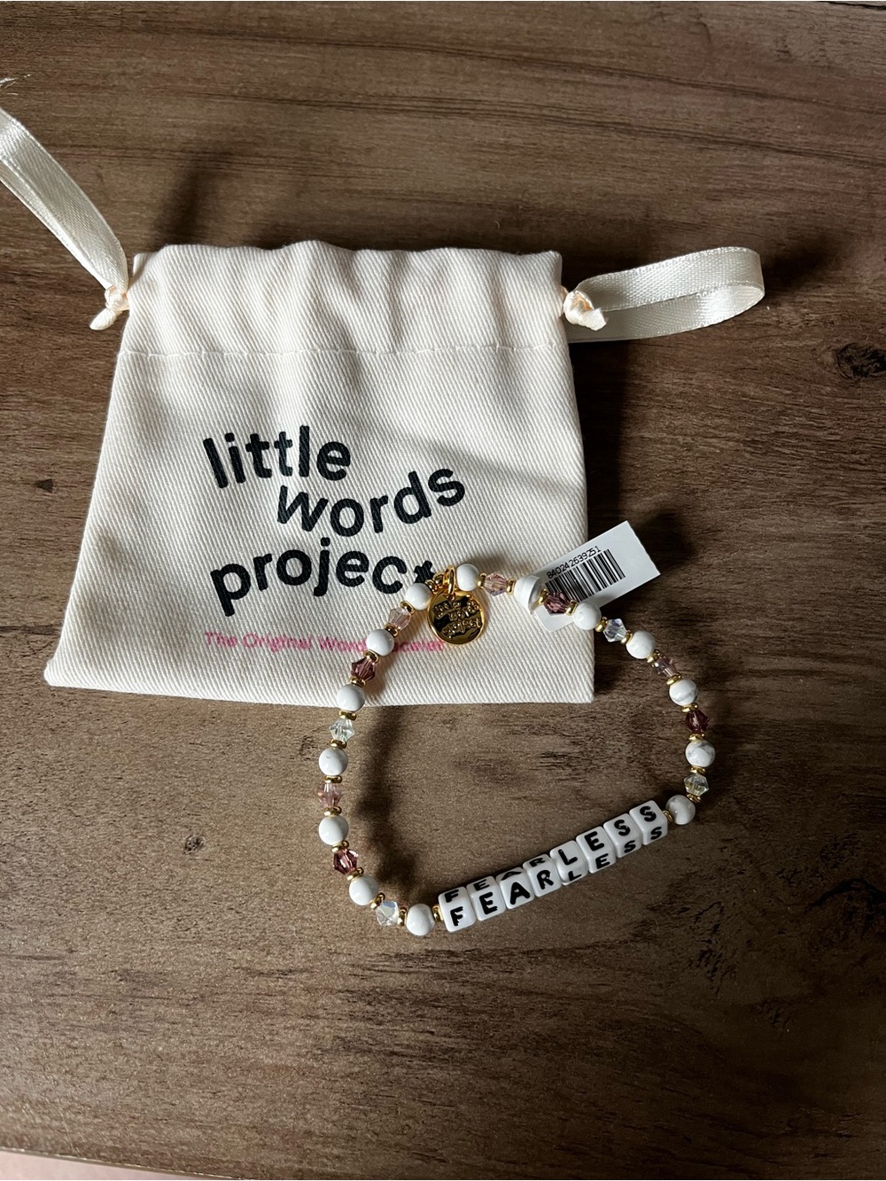 Little Words Project 'FEARLESS' Beaded Bracelet — Cream & Pink